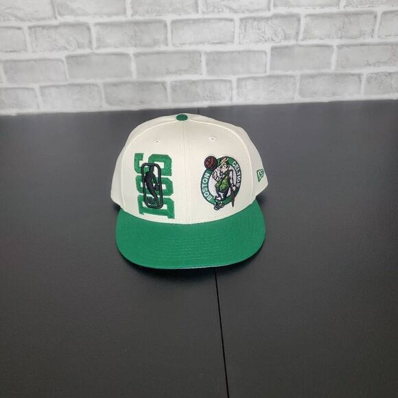 Boston Celtics Snapback - Picture 1 of 7